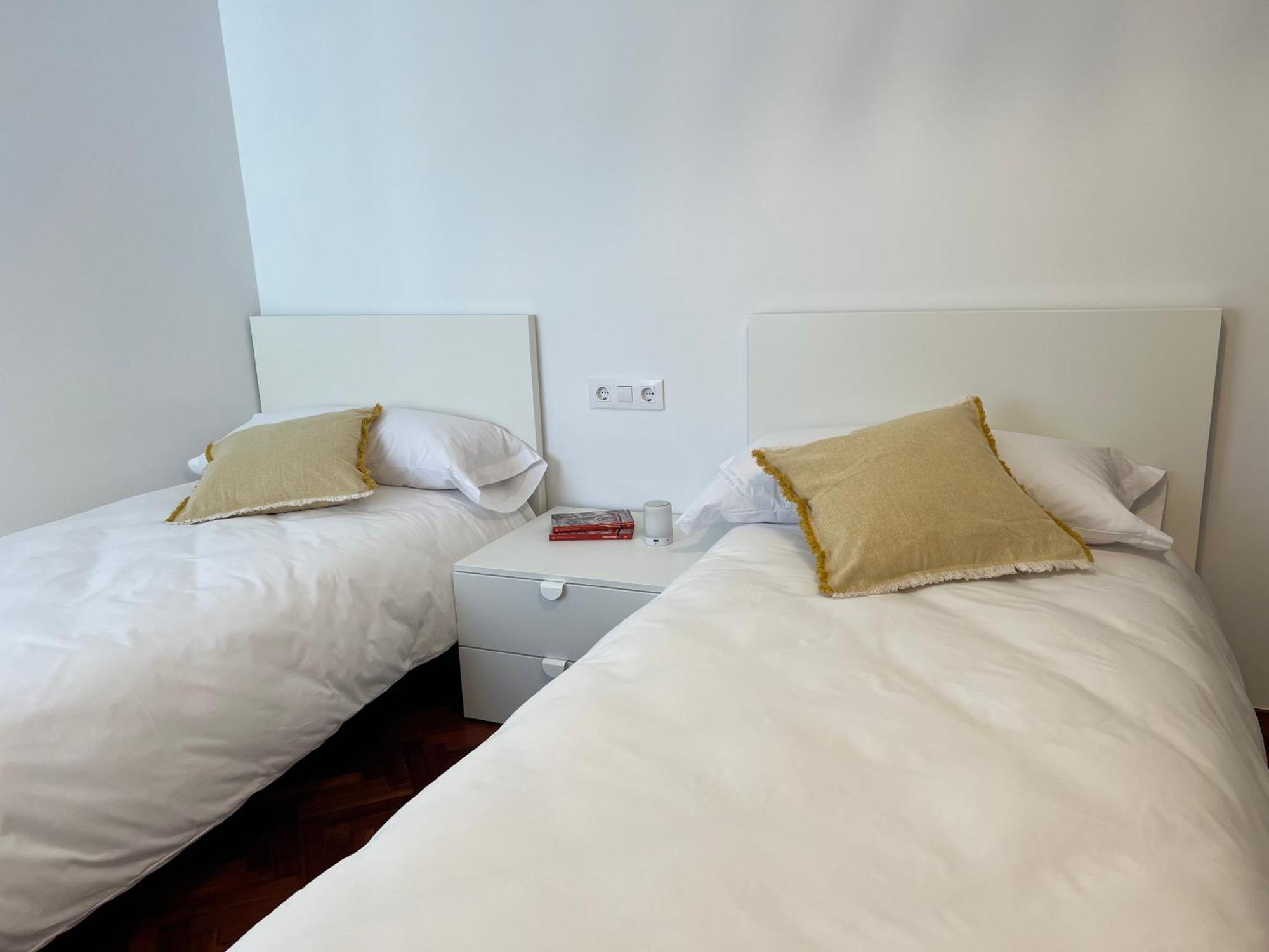 Abaleen Apartamento Sigueiro Ngoại thất bức ảnh